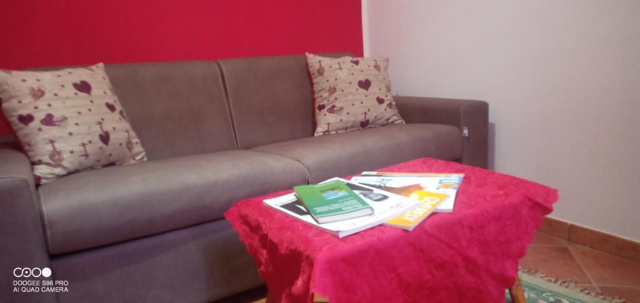 Orangebalestrate Apartment Екстериор снимка
